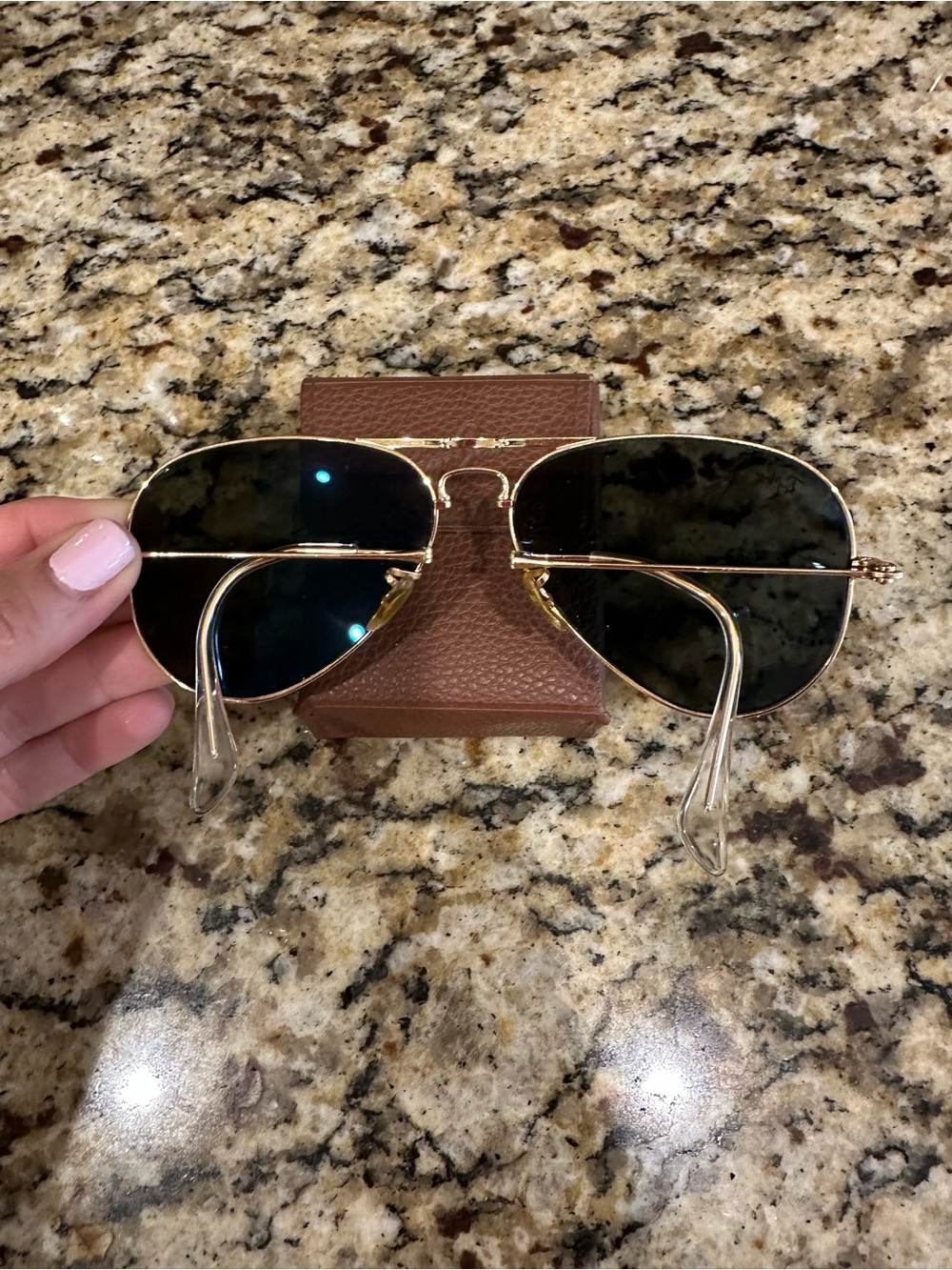Ray-Ban folding Gold Frame Aviator Sunglasses with Dark Green Lenses - Picture 3 of 3